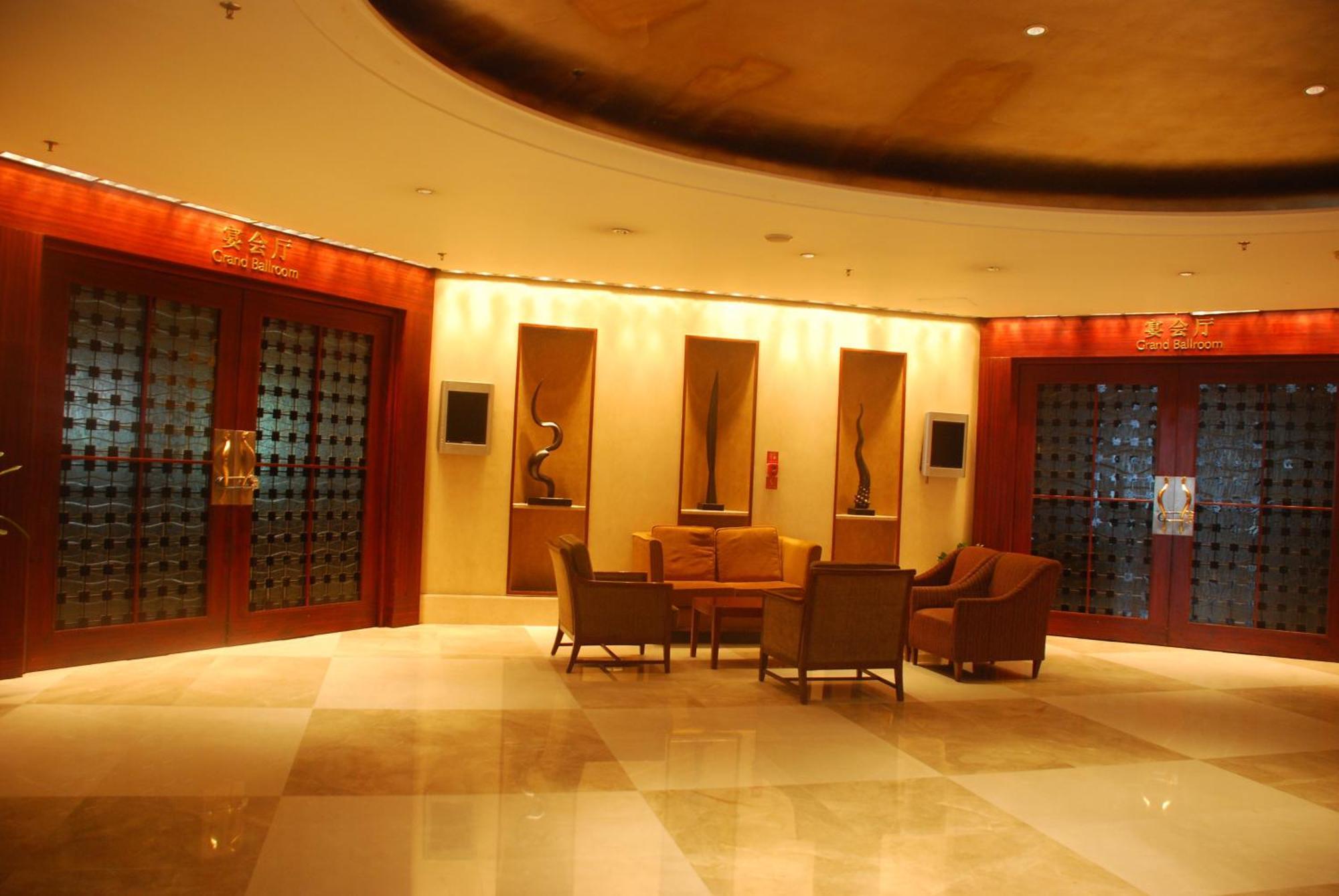 Holiday Inn Chongqing Guanyinqiao By Ihg Extérieur photo